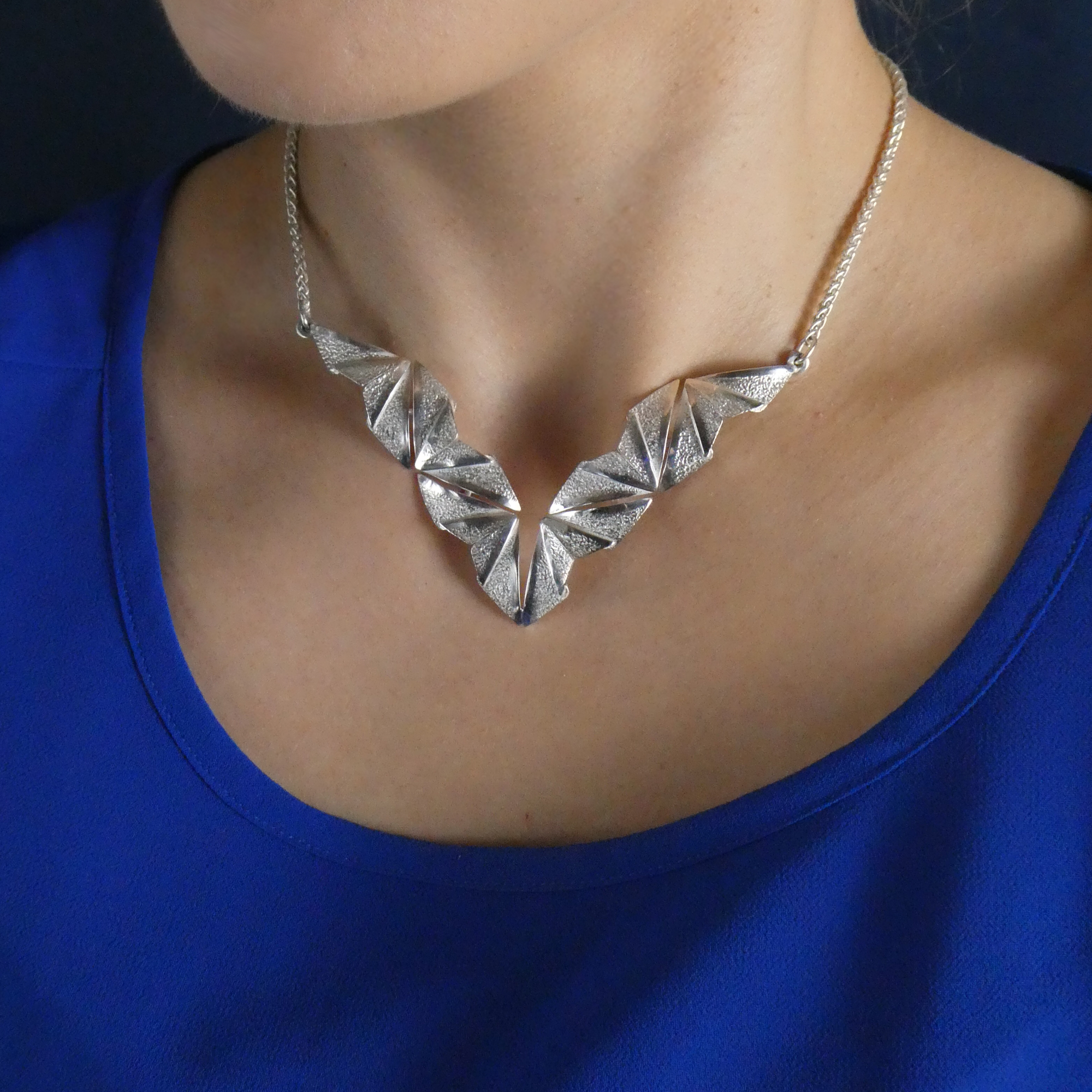 Friija Linean korusarja, romanttinen lahja Rakkaallesi